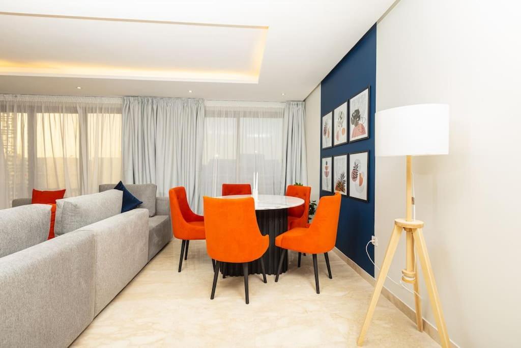Modern 2Br Retreat In Marina Sale Luxury Living Apartment Hajja Exterior photo